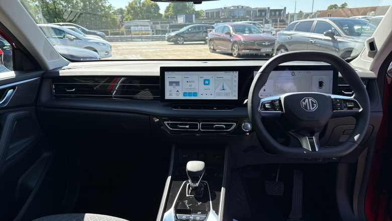 MG HS 1.5 T-GDI PHEV SE 5dr Auto Hatchback